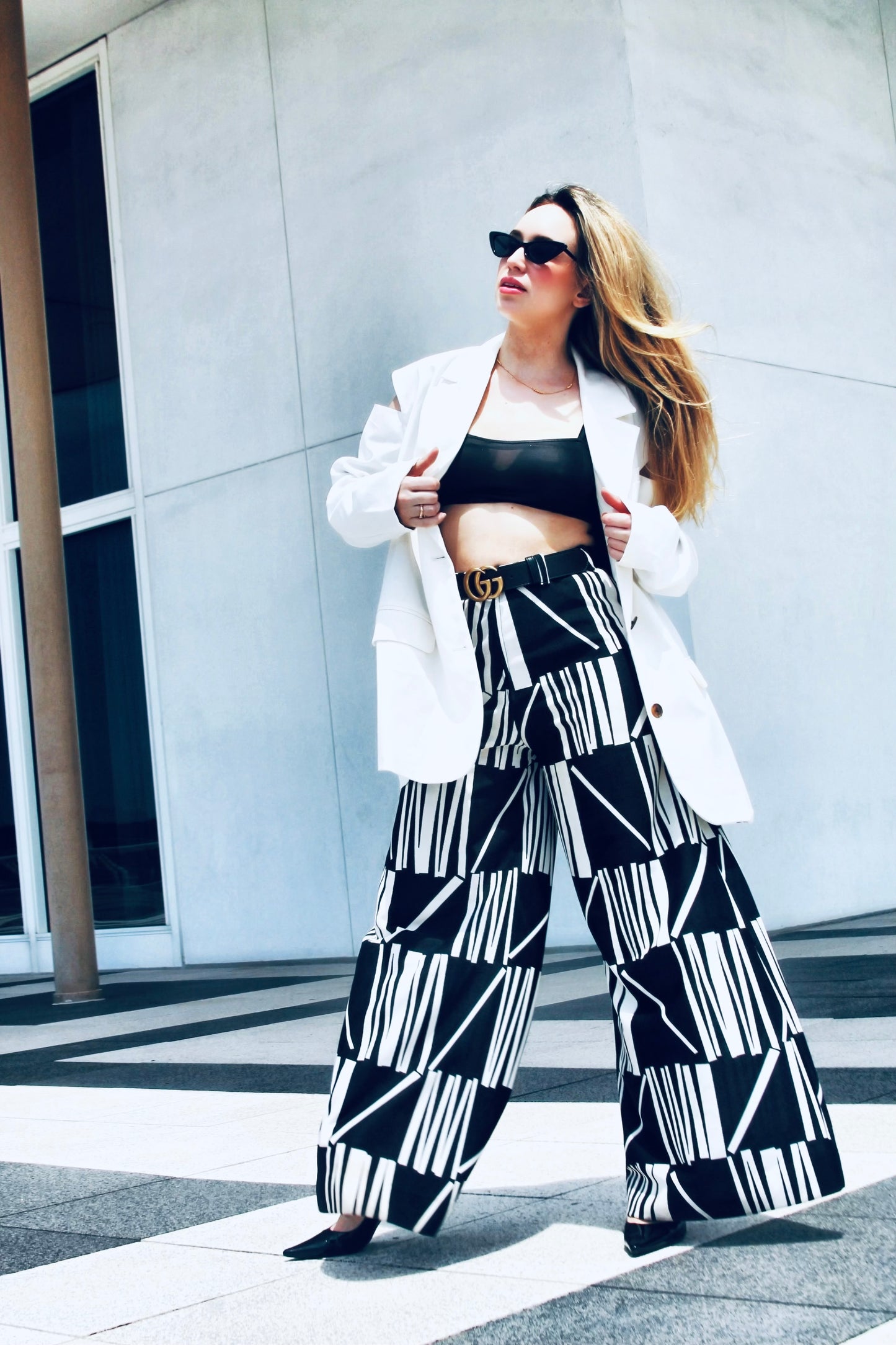 CREAM OF THE CROP shoulder cut out blazer, large >> cream