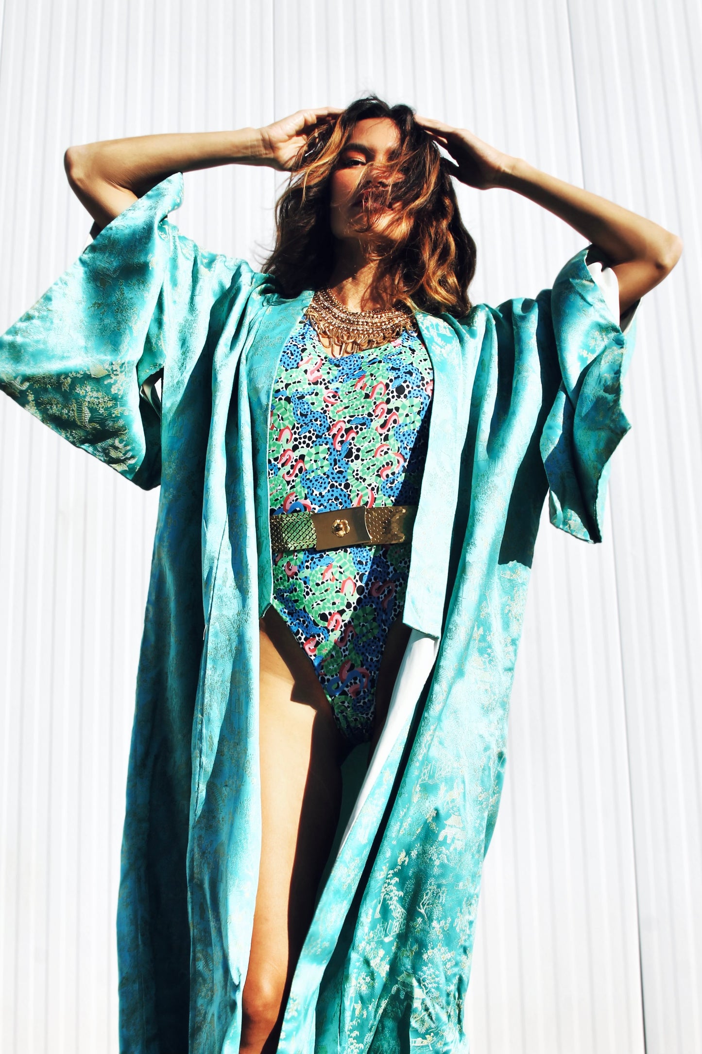 LOOKS CAN KILL custom + TRUE VINTAGE kimono *FOXY FAVE + MADE IN JAPAN* Grown >> turquoise blue + gold stitching