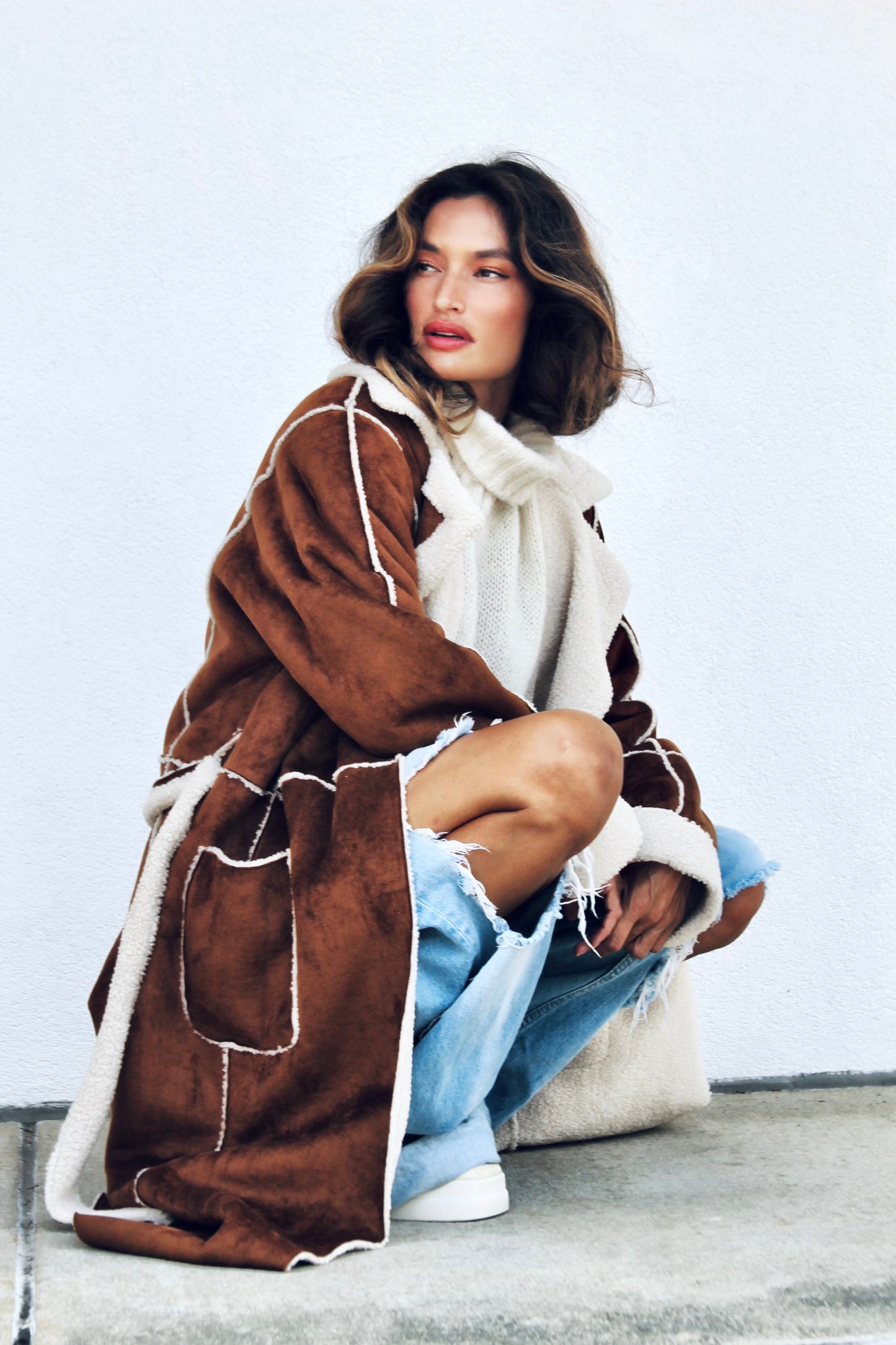 COZY MOMENTS faux suede sheepskin coat, large >> chestnut
