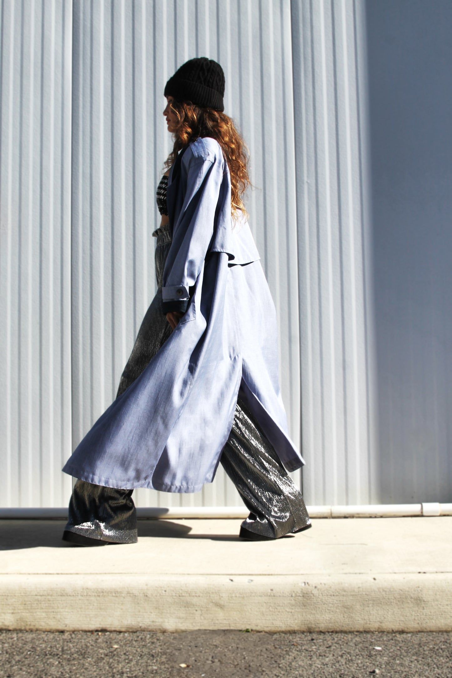 TRENCH KISS super light weight trench coat, size 20 *TRUE VINTAGE* Gallery Woman >> steel blue