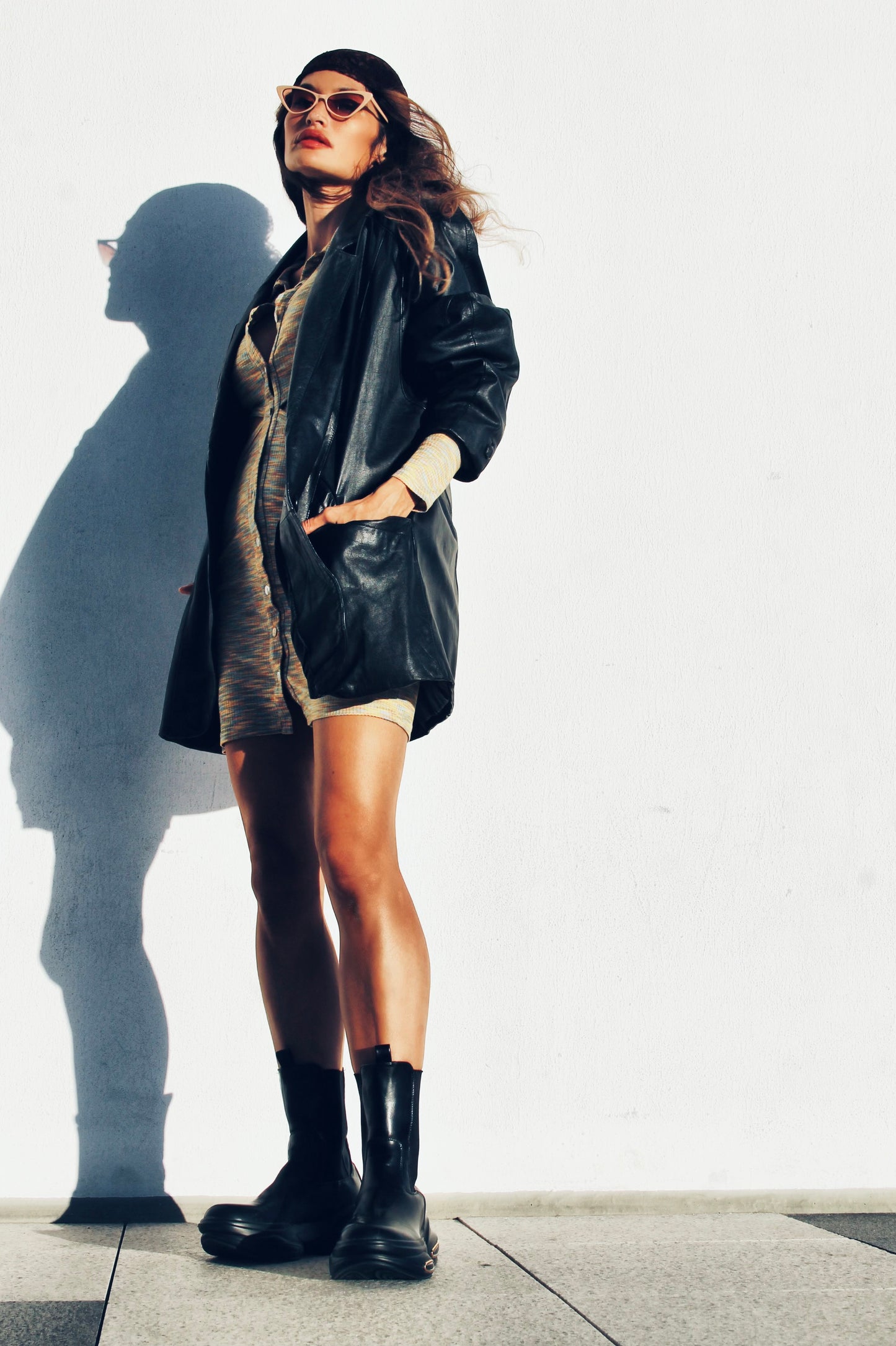 STRUCTURED SIREN leather jacket-blazer, large *TRUE VINTAGE + 100% GENUINE LEATHER* Byrnes & Baker >>black