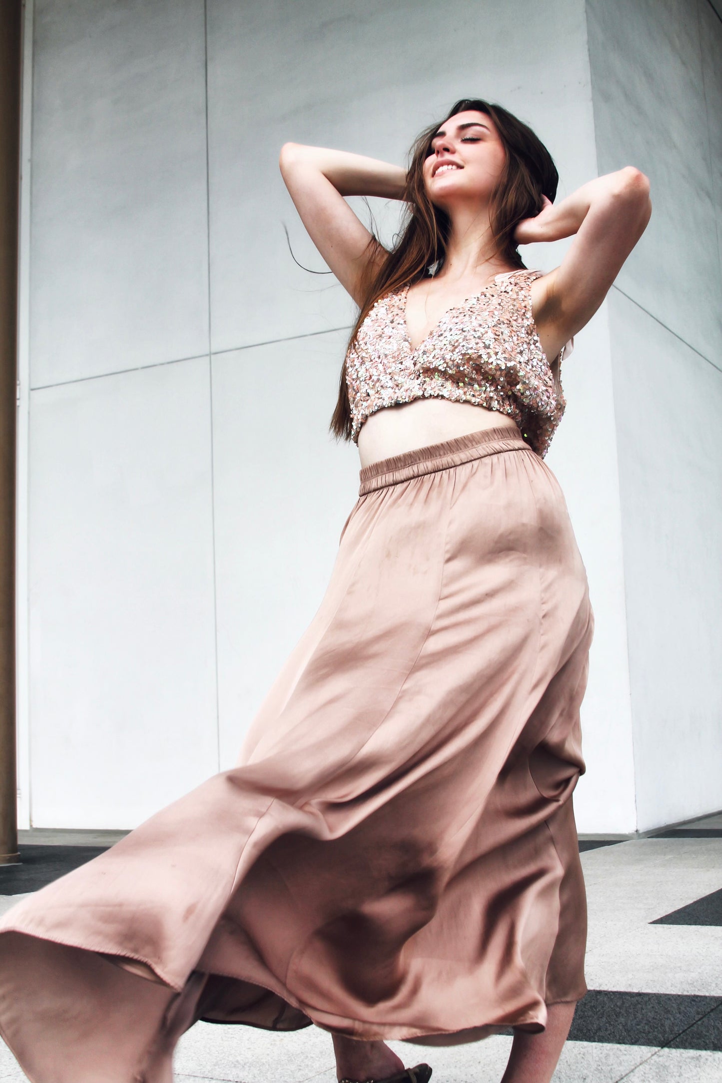 STARDUST sequined ultra crop, oversized XS (fits like an L/XL) *FREE PEOPLE* >> champagne