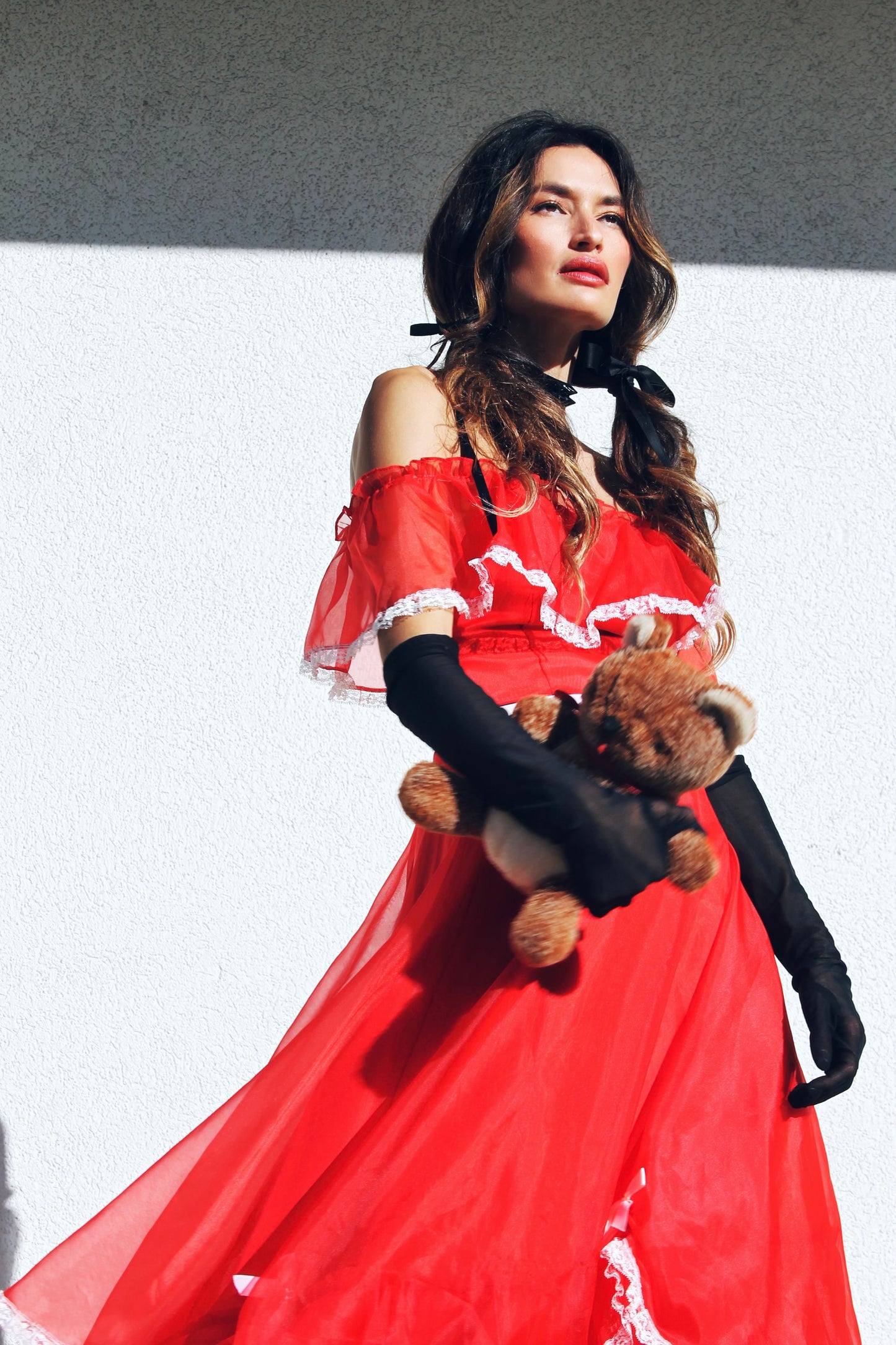 ROSES ARE RED off the shoulder midi dress *TRUE VINTAGE + FOXY FAVE* XS>> red + white accents