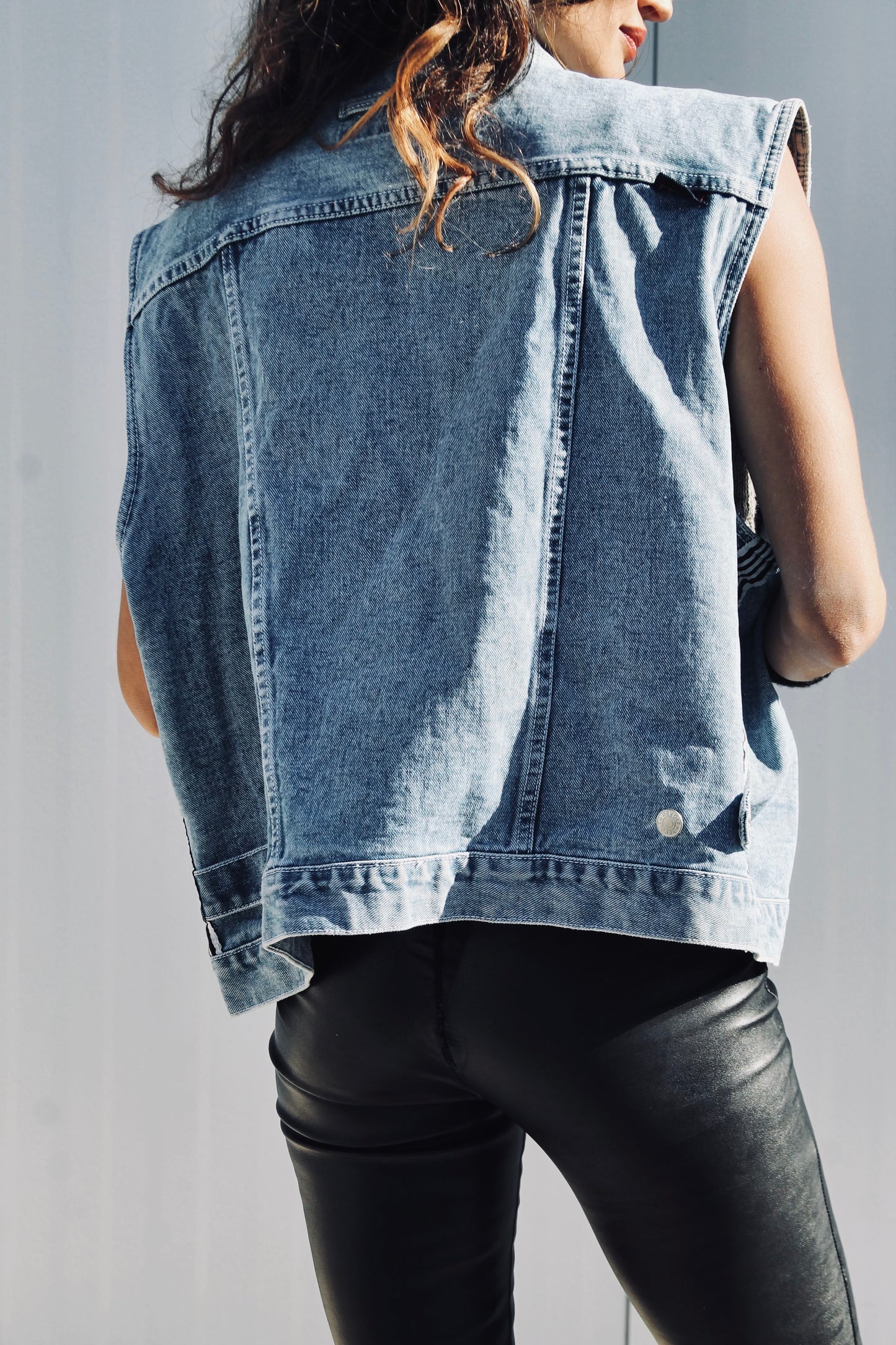 REVOLUTION oversized denim vest *TRUE VINTAGE* size 24