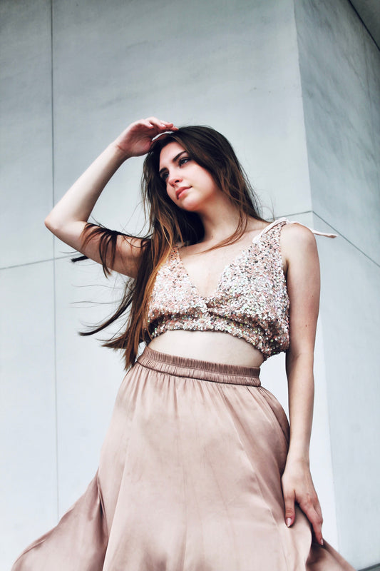 STARDUST sequined ultra crop, oversized XS (fits like an L/XL) *FREE PEOPLE* >> champagne