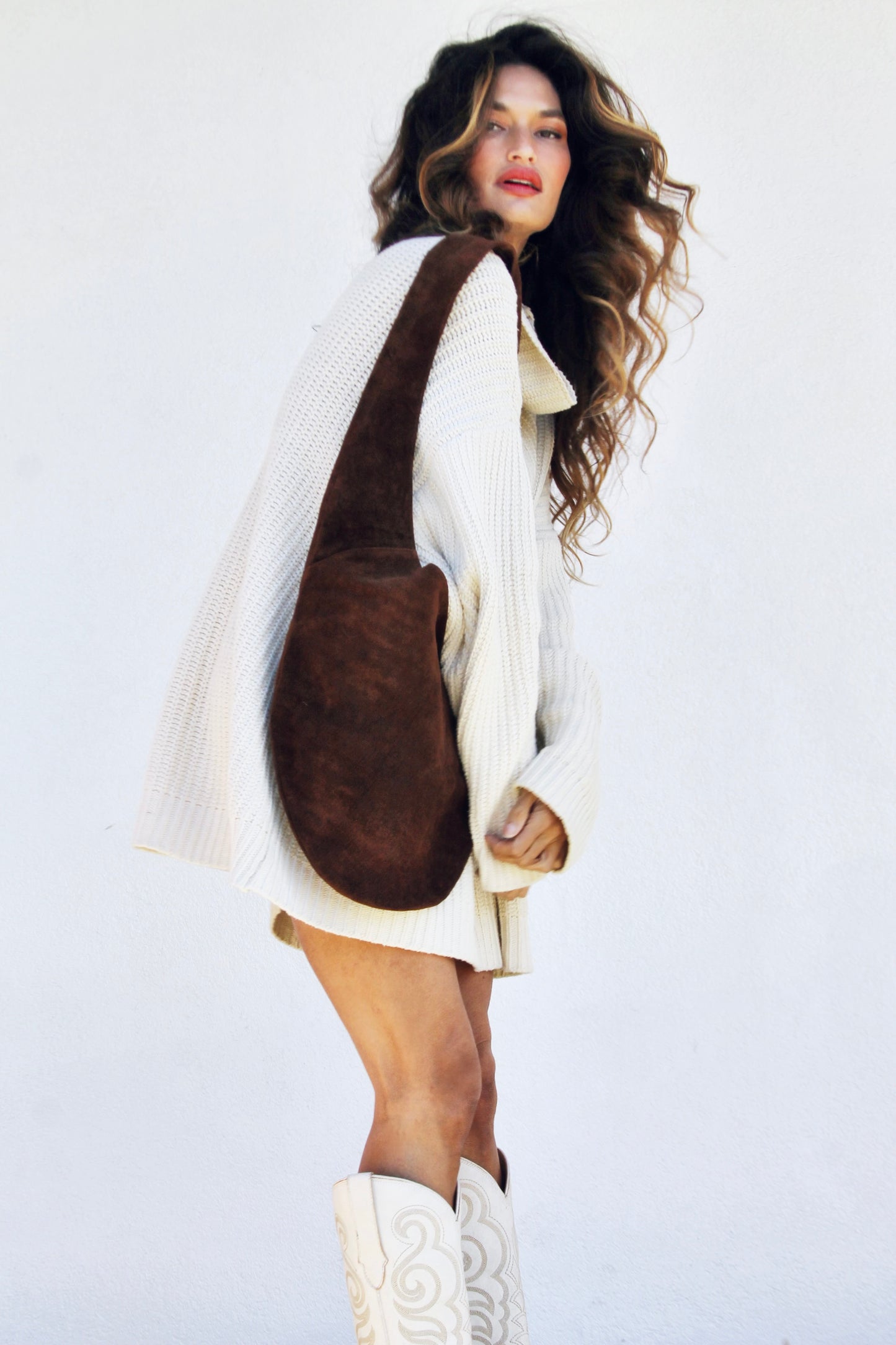 SIDE PIECE suede hobo bag *VINTAGE + 100% GENUINE LEATHER >> chestnut brown