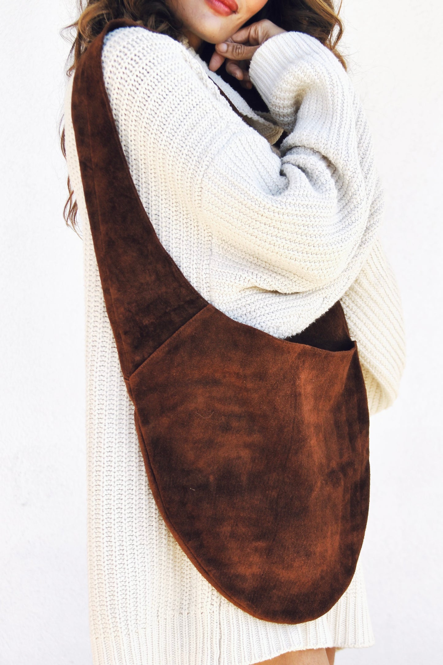 SIDE PIECE suede hobo bag *VINTAGE + 100% GENUINE LEATHER >> chestnut brown