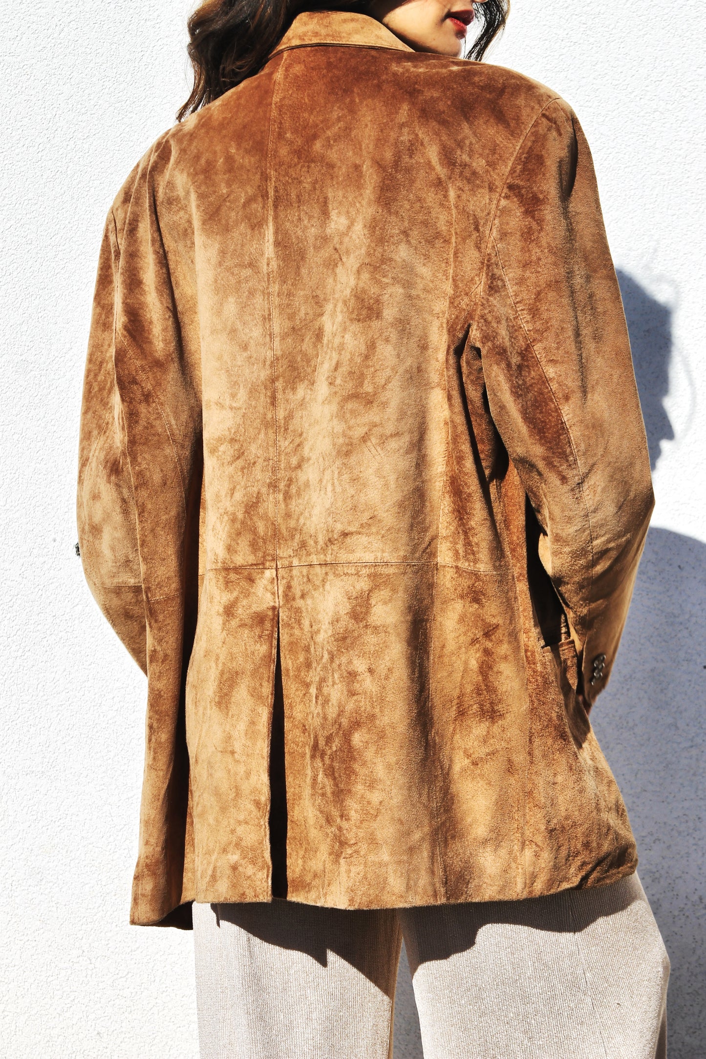 LOWKEY LUXE oversized + suede blazer, size 44R (fits like an XL) *GENUINE LEATHER >> caramel
