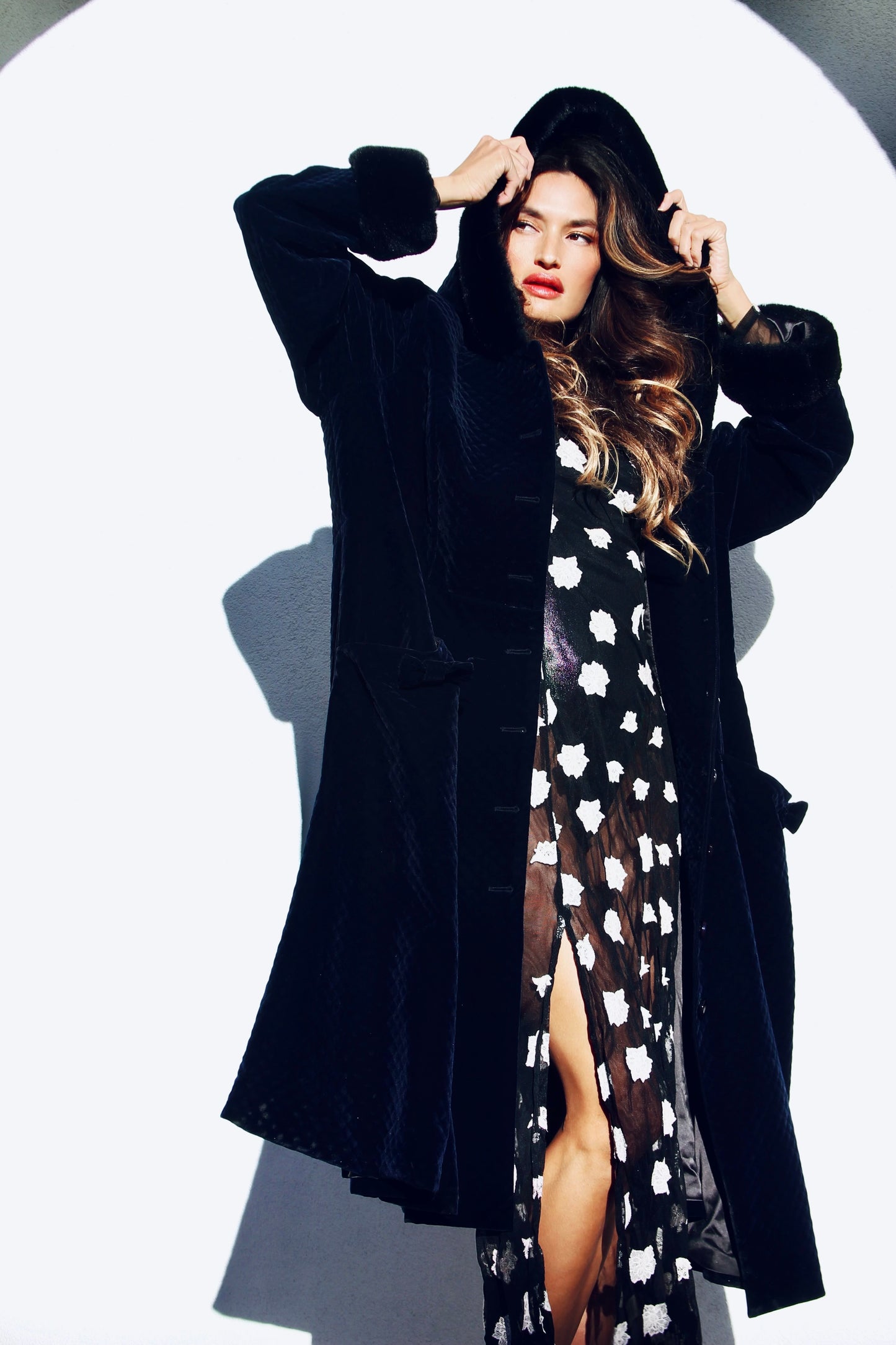 NIGHTFALL quilted velvet coat, medium *TRUE VINTAGE* >> midnight blue