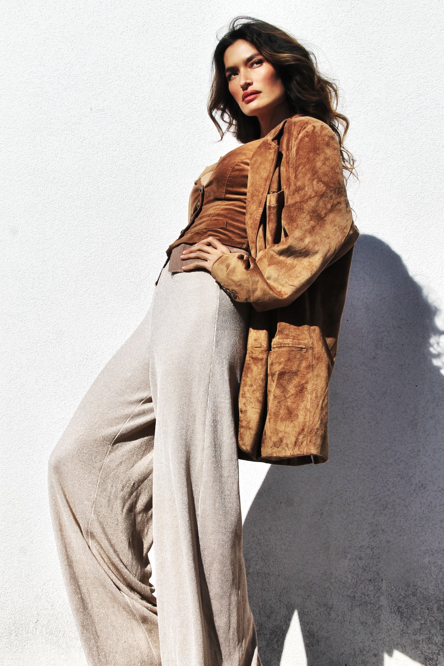 LOWKEY LUXE oversized + suede blazer, size 44R (fits like an XL) *GENUINE LEATHER >> caramel