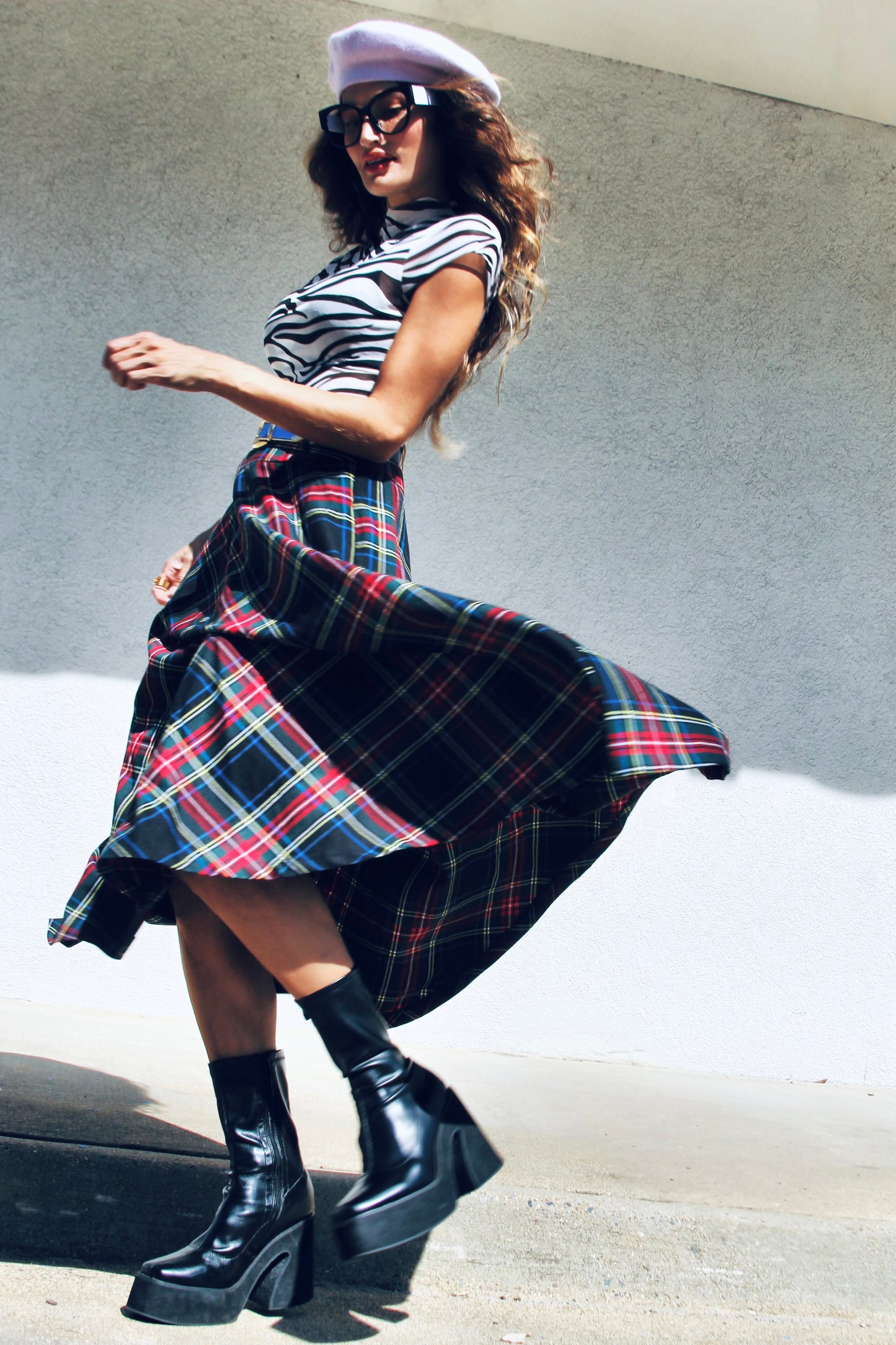 FULL GLAMBITION plaid a-line + midi skirt, small >> plaid