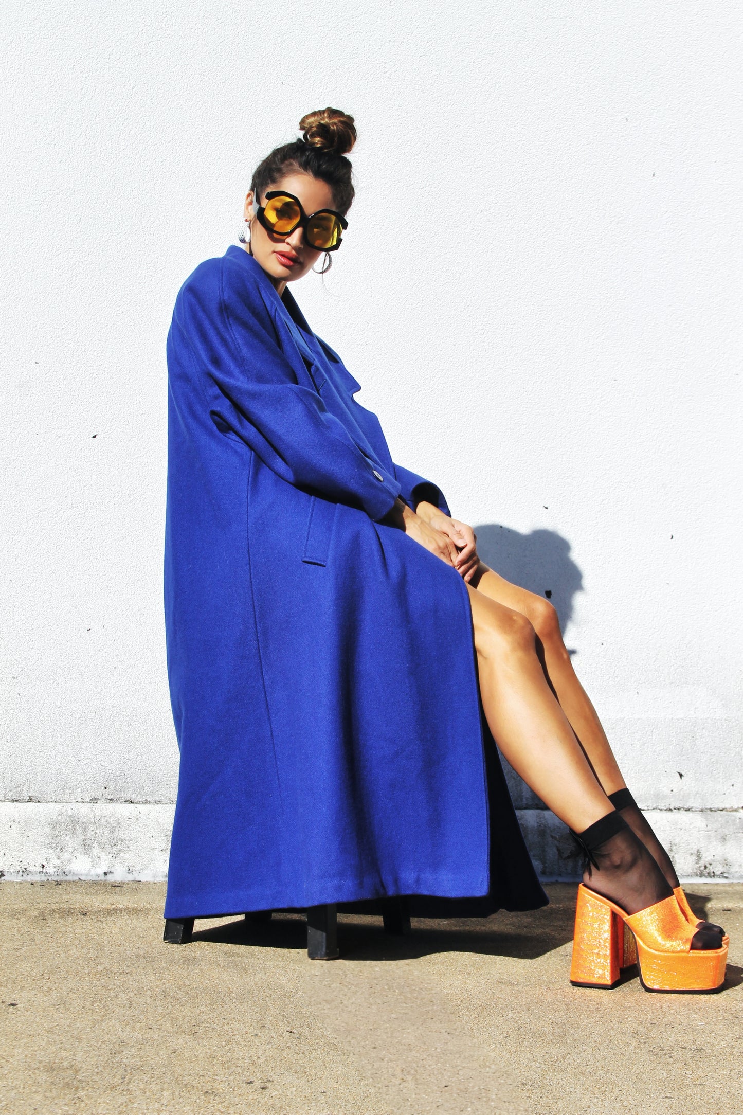 SHOCKWAVE circa 1980’s oversized jacket *MADE IN USA + VINTAGE* >> electric blue