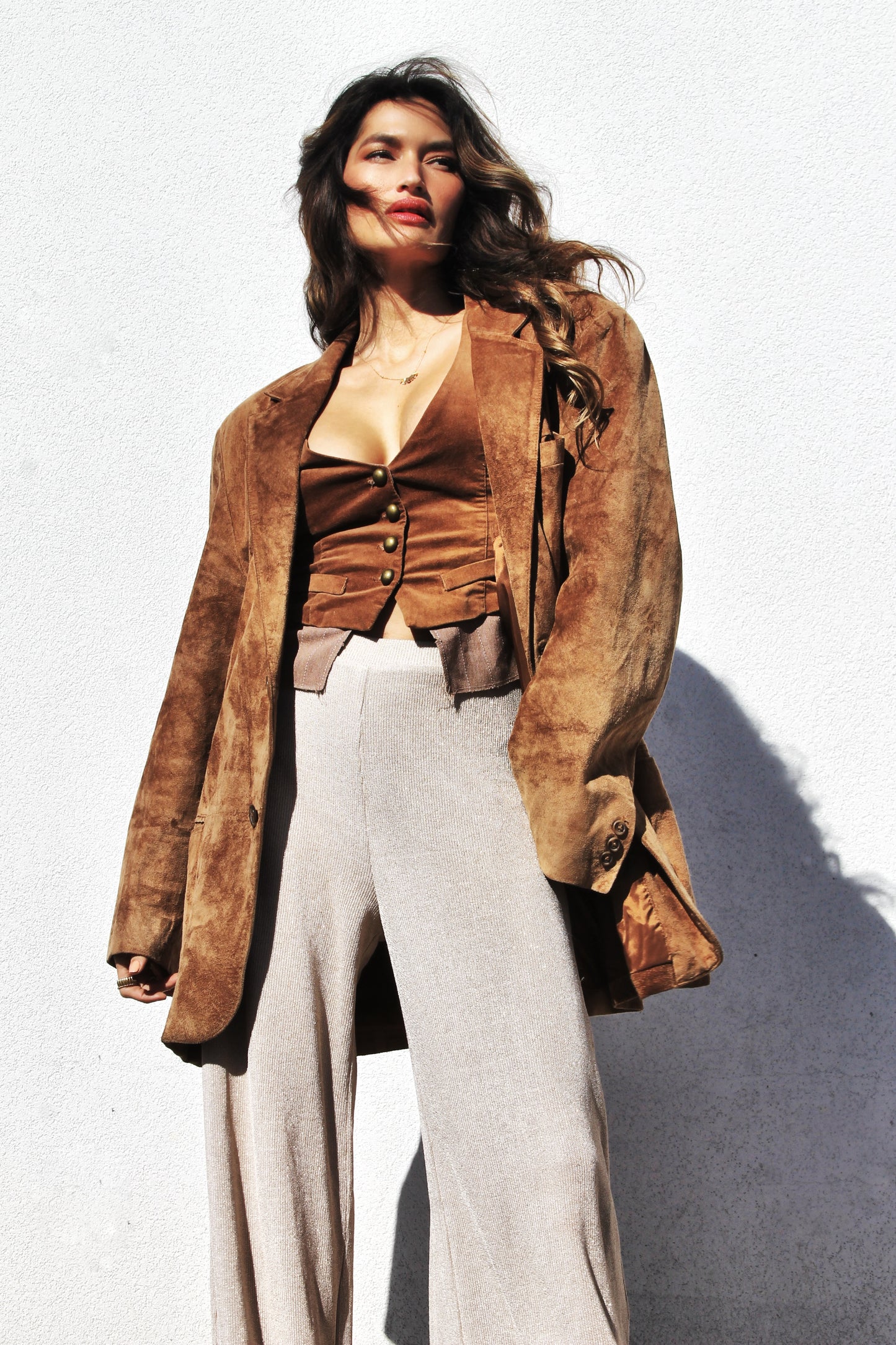 LOWKEY LUXE oversized + suede blazer, size 44R (fits like an XL) *GENUINE LEATHER >> caramel