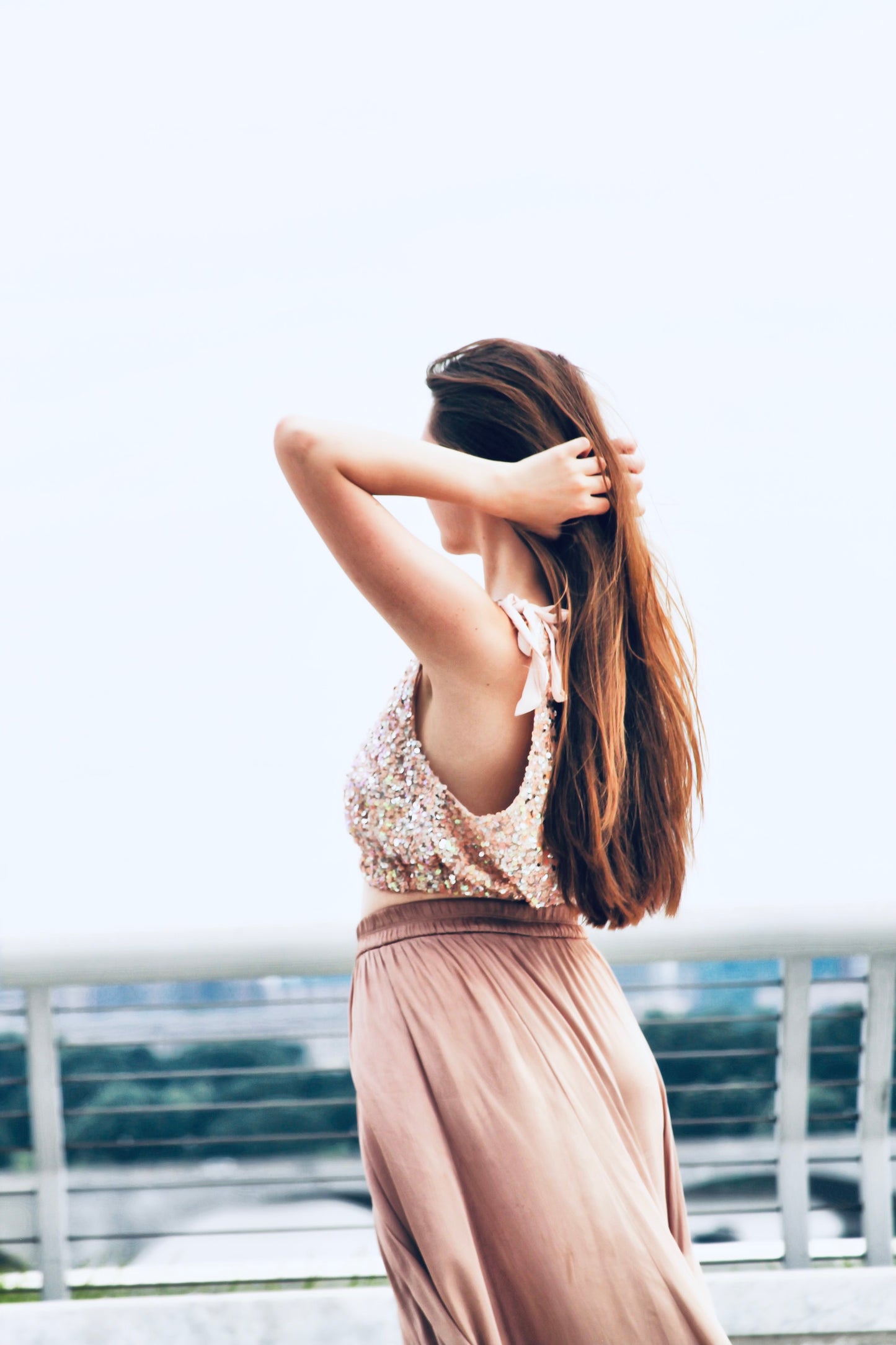 STARDUST sequined ultra crop, oversized XS (fits like an L/XL) *FREE PEOPLE* >> champagne