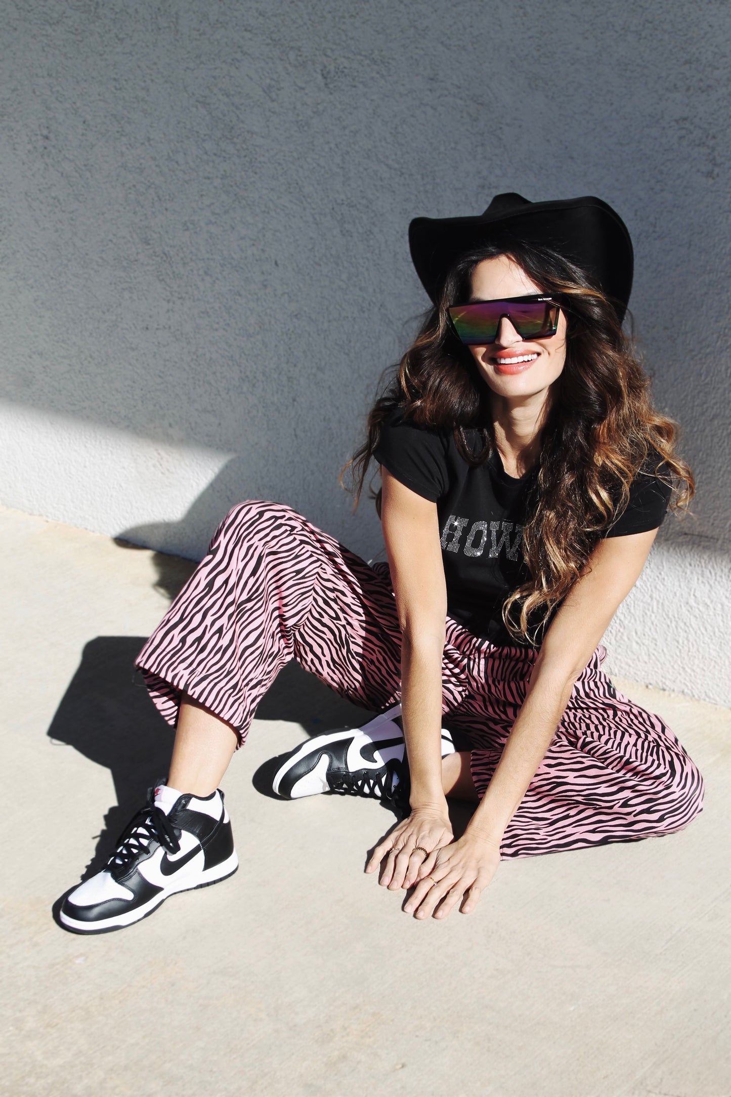 PINK PANTHER parachute pants *VINTAGE* >> hot pink + tiger stripes