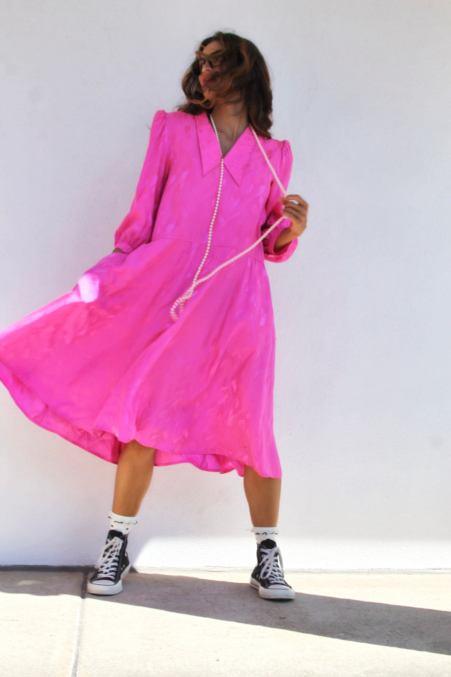 GIRL POWER midi shirtdress, size 10 *VINTAGE + 100 % SILK* >> barbie pink