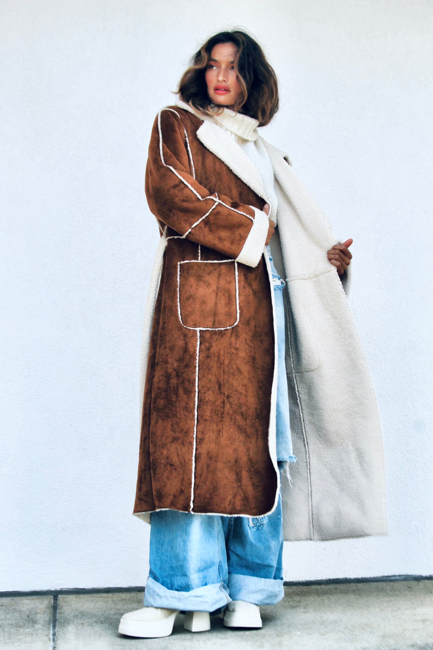 COZY MOMENTS faux suede sheepskin coat, large >> chestnut