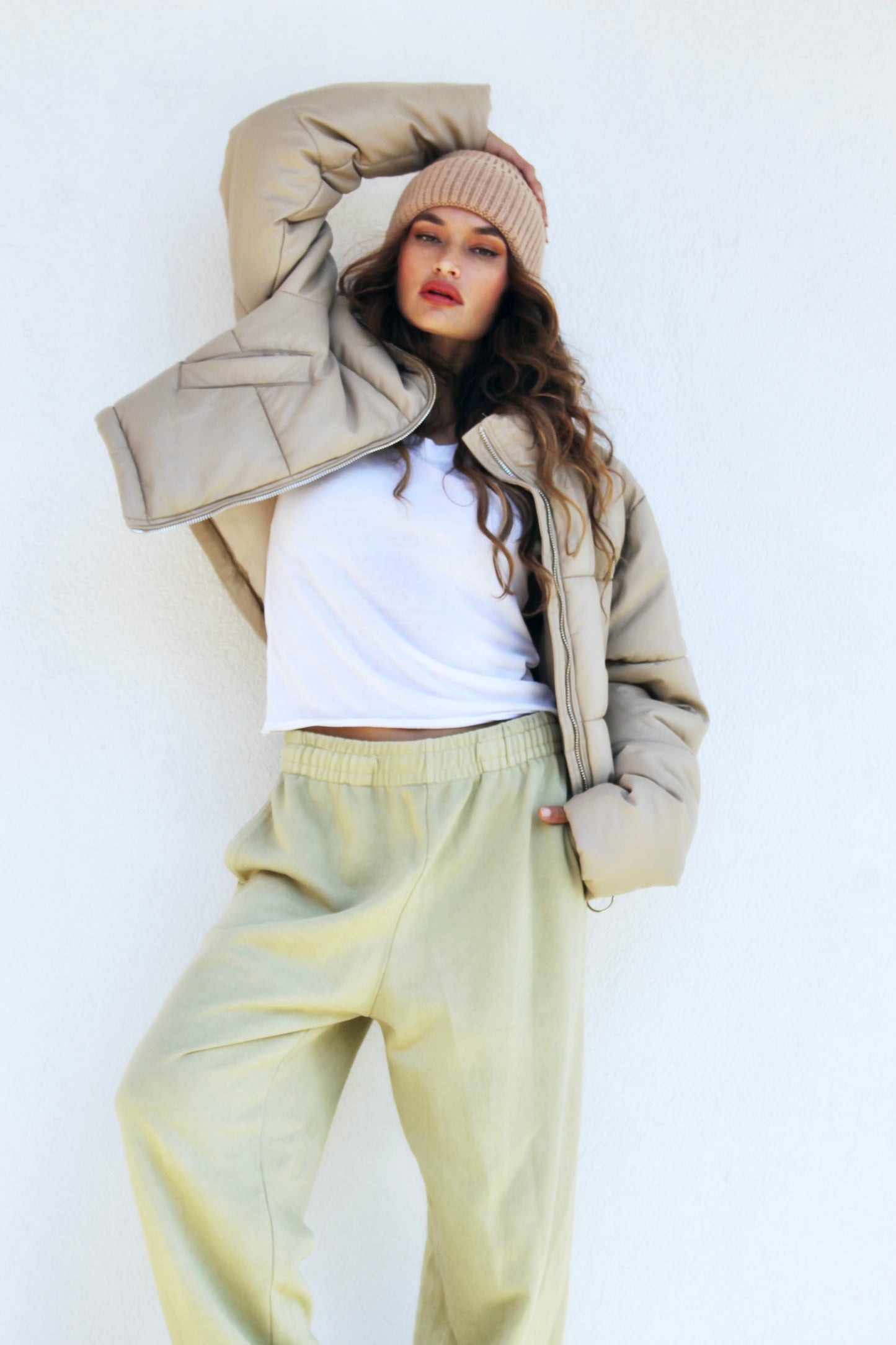 UNTOUCHABLE boyfriend fit sweat pants, medium, BDG >> desert sand