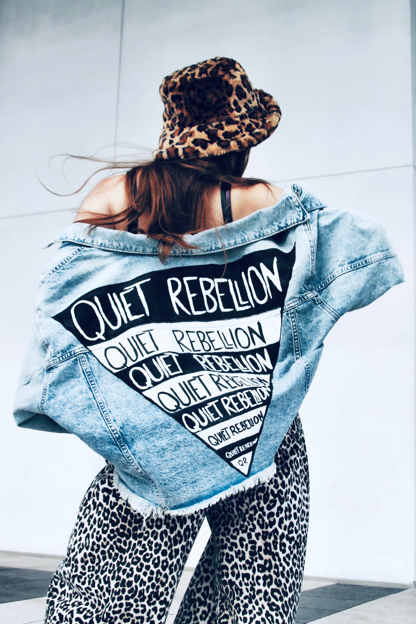 QUIET REBELLION hand painted denim jacket *FOXY FABLE ORIGINAL* XL >> light wash