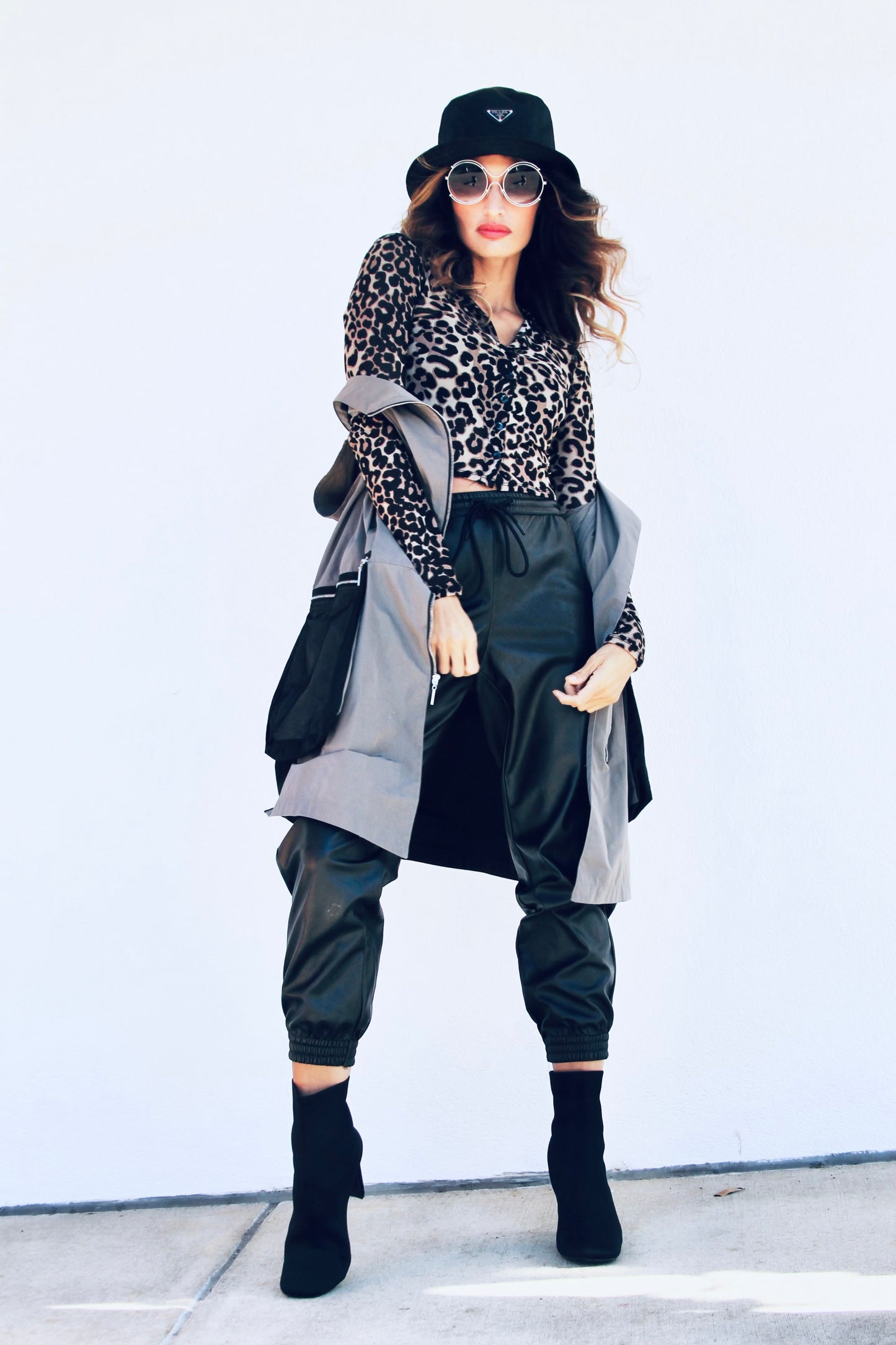 CENTRAL PARK AFTER DARK lightweight  + longline vest, small >> stone gray + black