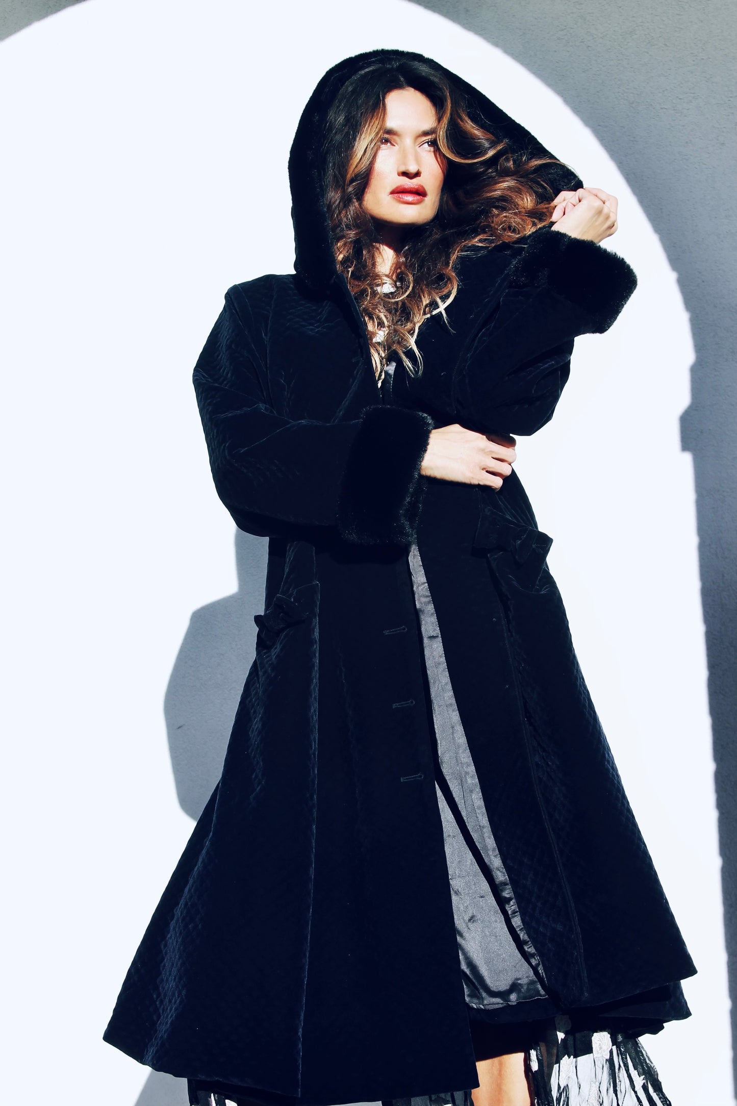 NIGHTFALL quilted velvet coat, medium *TRUE VINTAGE* >> midnight blue