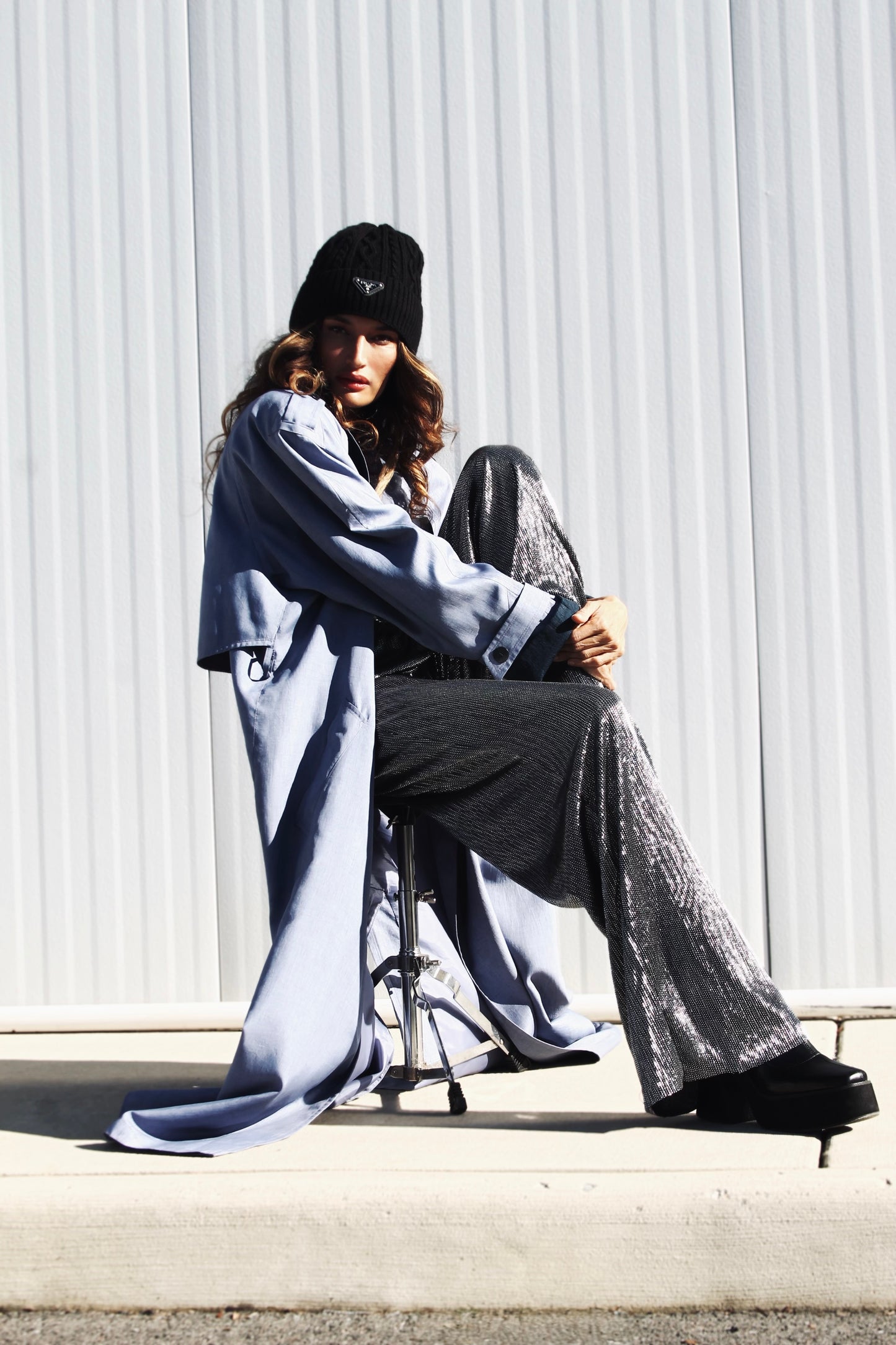 TRENCH KISS super light weight trench coat, size 20 *TRUE VINTAGE* Gallery Woman >> steel blue