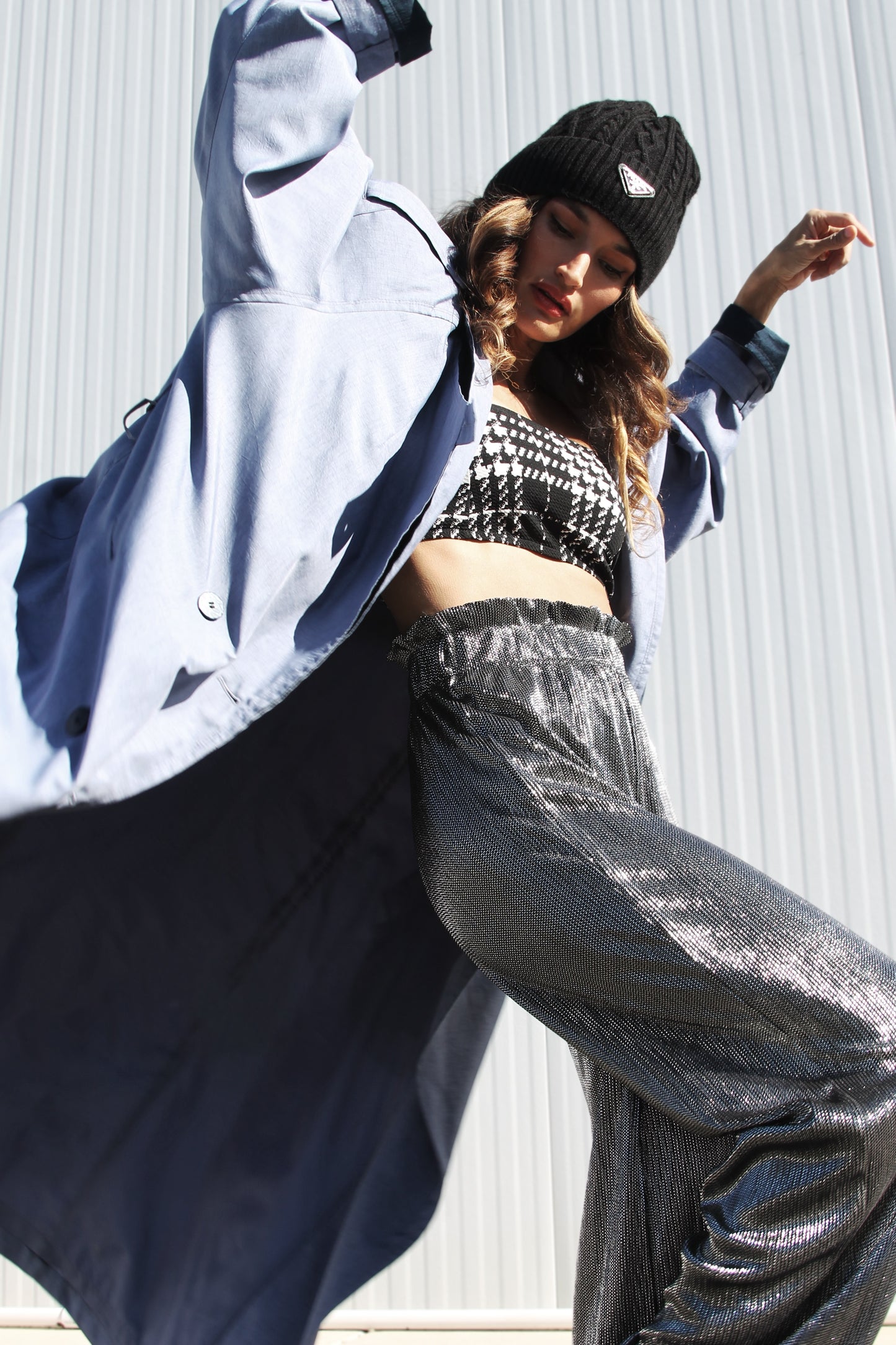 TRENCH KISS super light weight trench coat, size 20 *TRUE VINTAGE* Gallery Woman >> steel blue