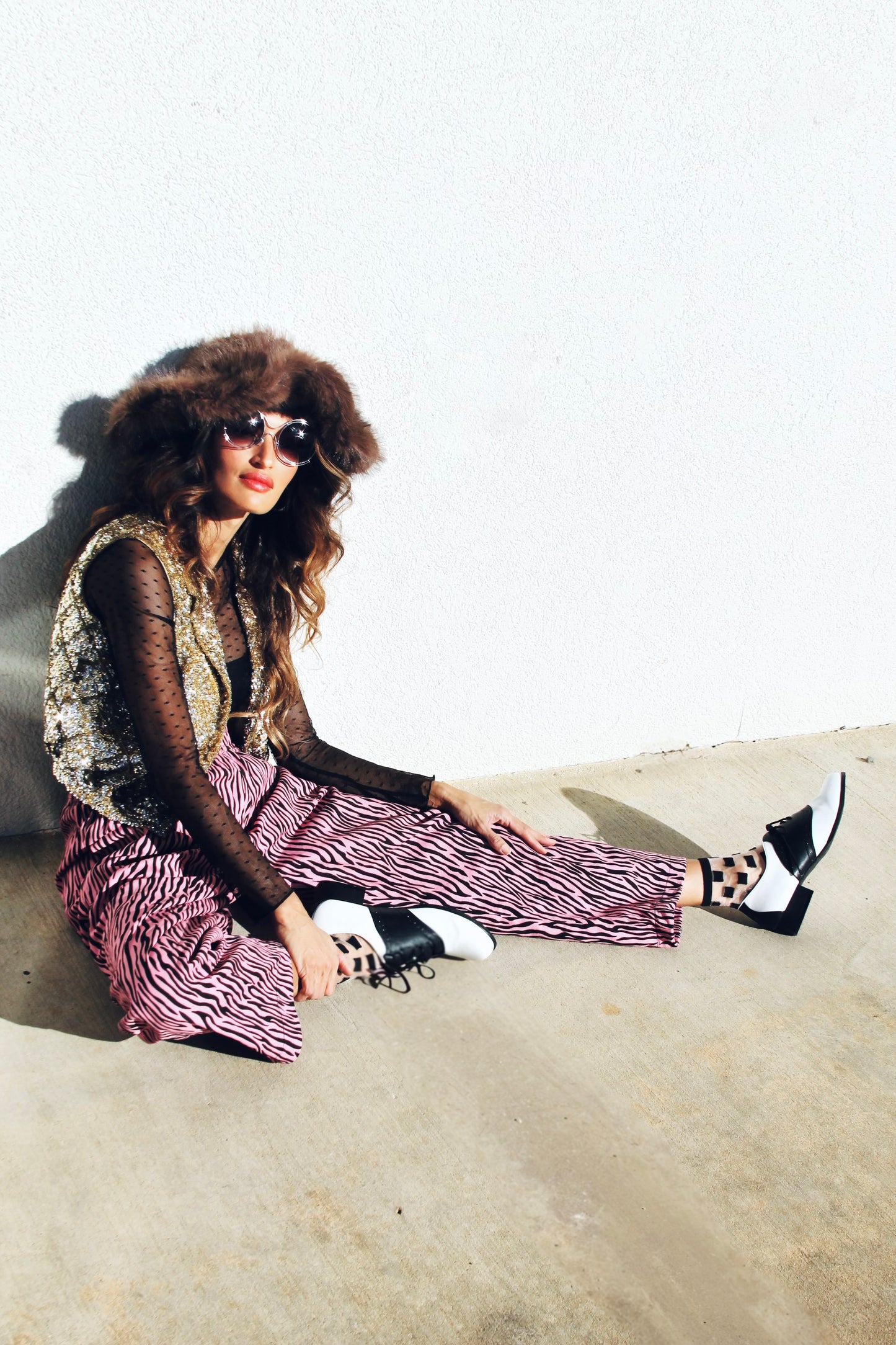 ICONS BE ICONS gold stacked sequins + silk vest, size 12 *FOXY FAVE + TRUE VINTAGE + PURE SILK* >> radiant gold + silver