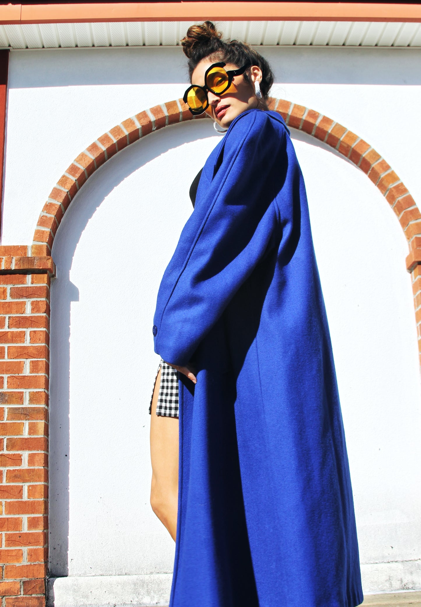 SHOCKWAVE circa 1980’s oversized jacket *MADE IN USA + VINTAGE* >> electric blue