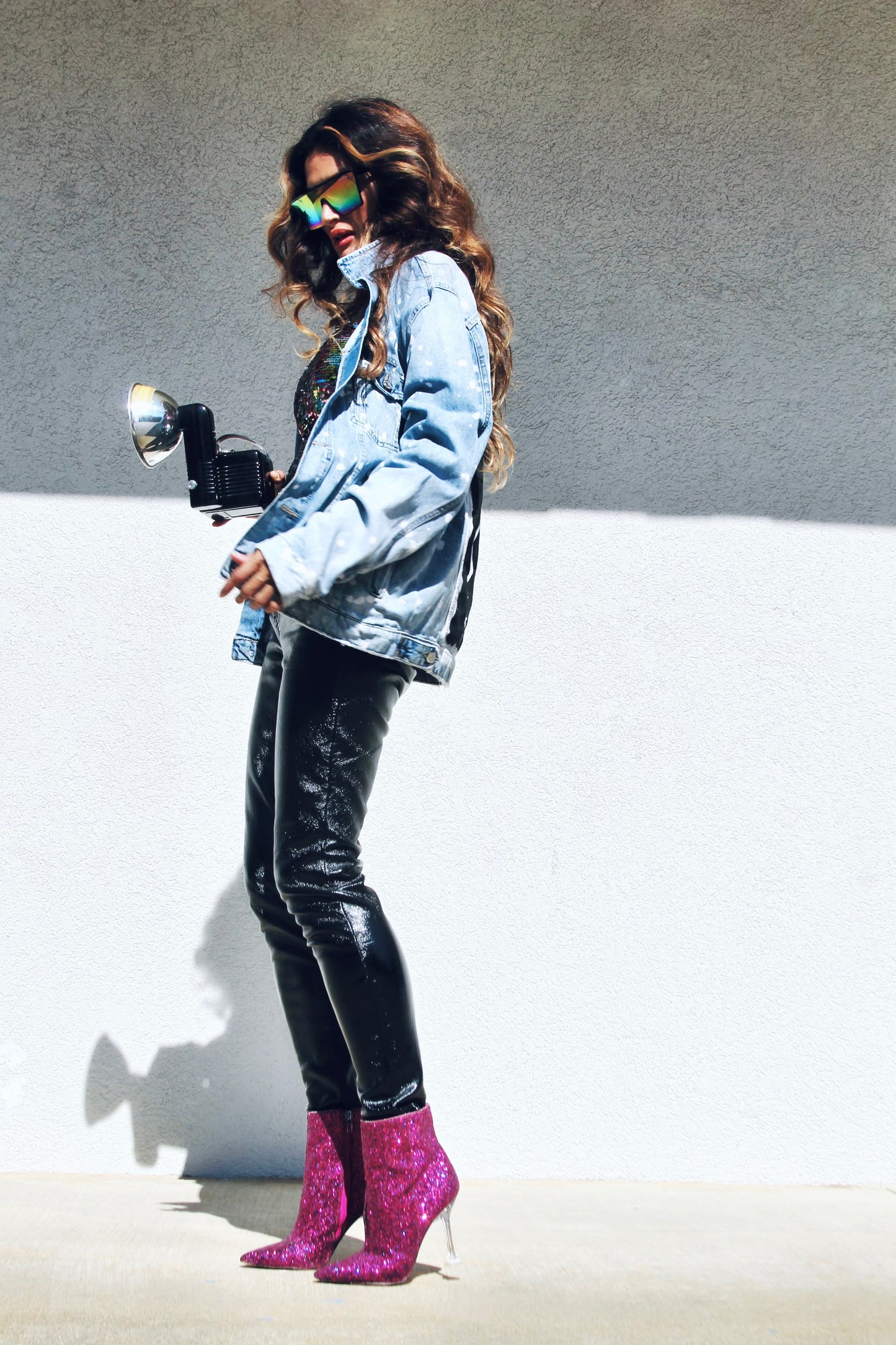 MUSE hand painted + bleach splatter denim jacket, medium *FOXY FABLE ORIGINAL + FOXY FAVE* >> light wash