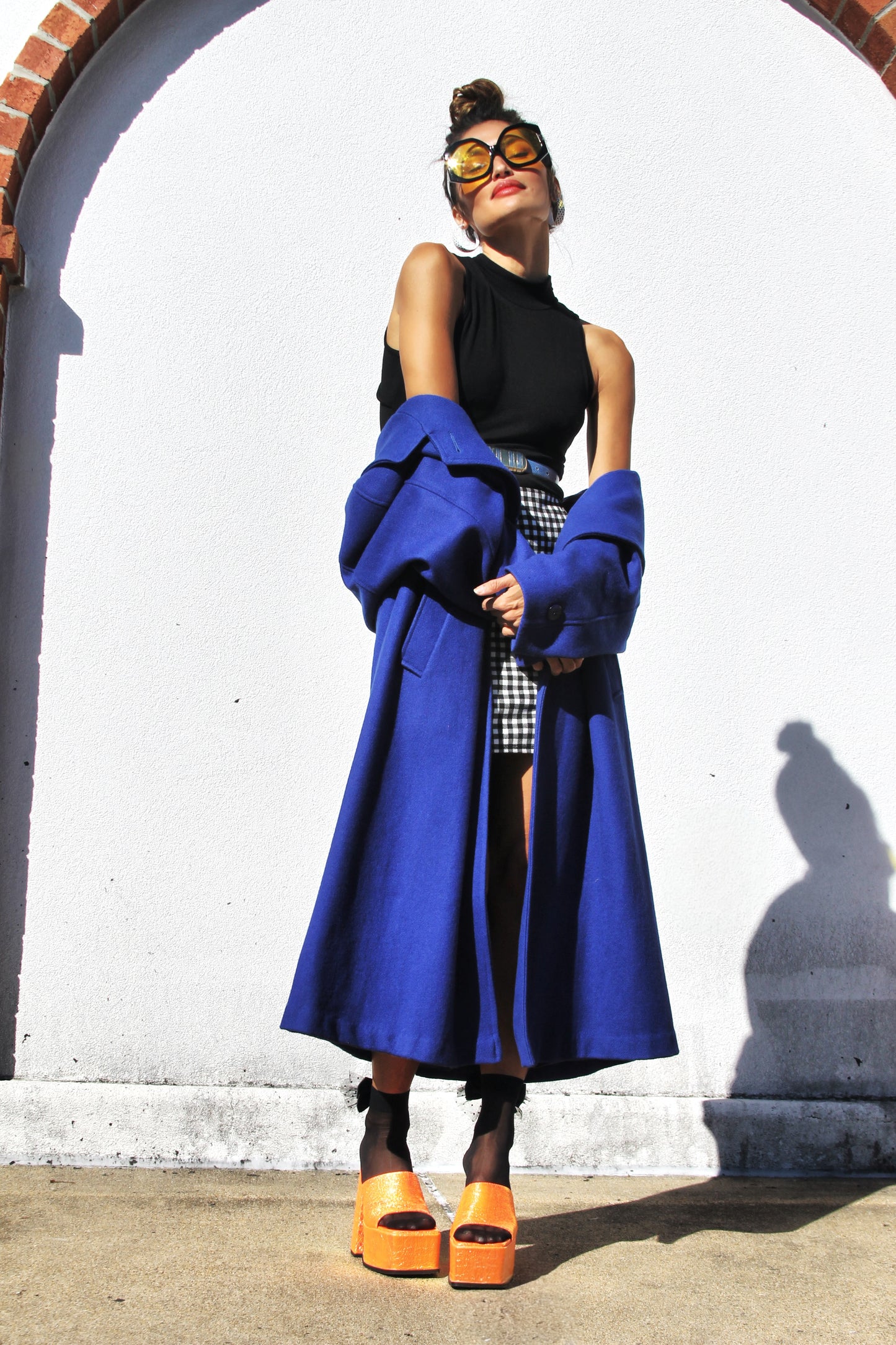 SHOCKWAVE circa 1980’s oversized jacket *MADE IN USA + VINTAGE* >> electric blue