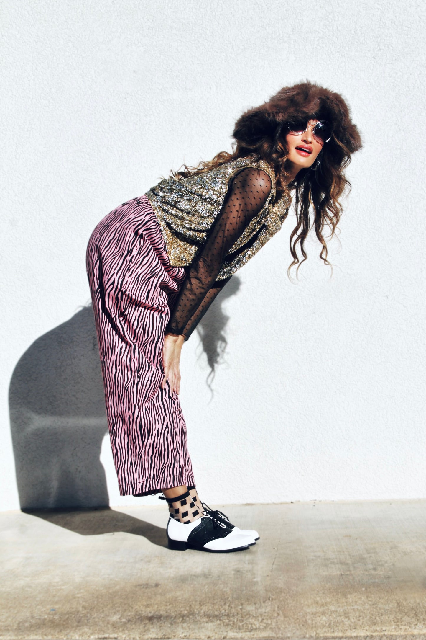 ICONS BE ICONS gold stacked sequins + silk vest, size 12 *FOXY FAVE + TRUE VINTAGE + PURE SILK* >> radiant gold + silver