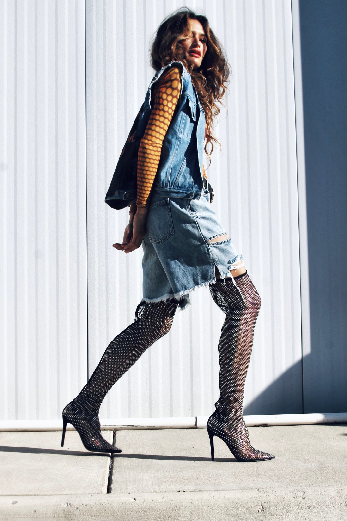 EMPOWER hand painted denim vest, large *FOXY FABLE ORIGINAL + FOXY FAVE + VINTAGE >> medium wash