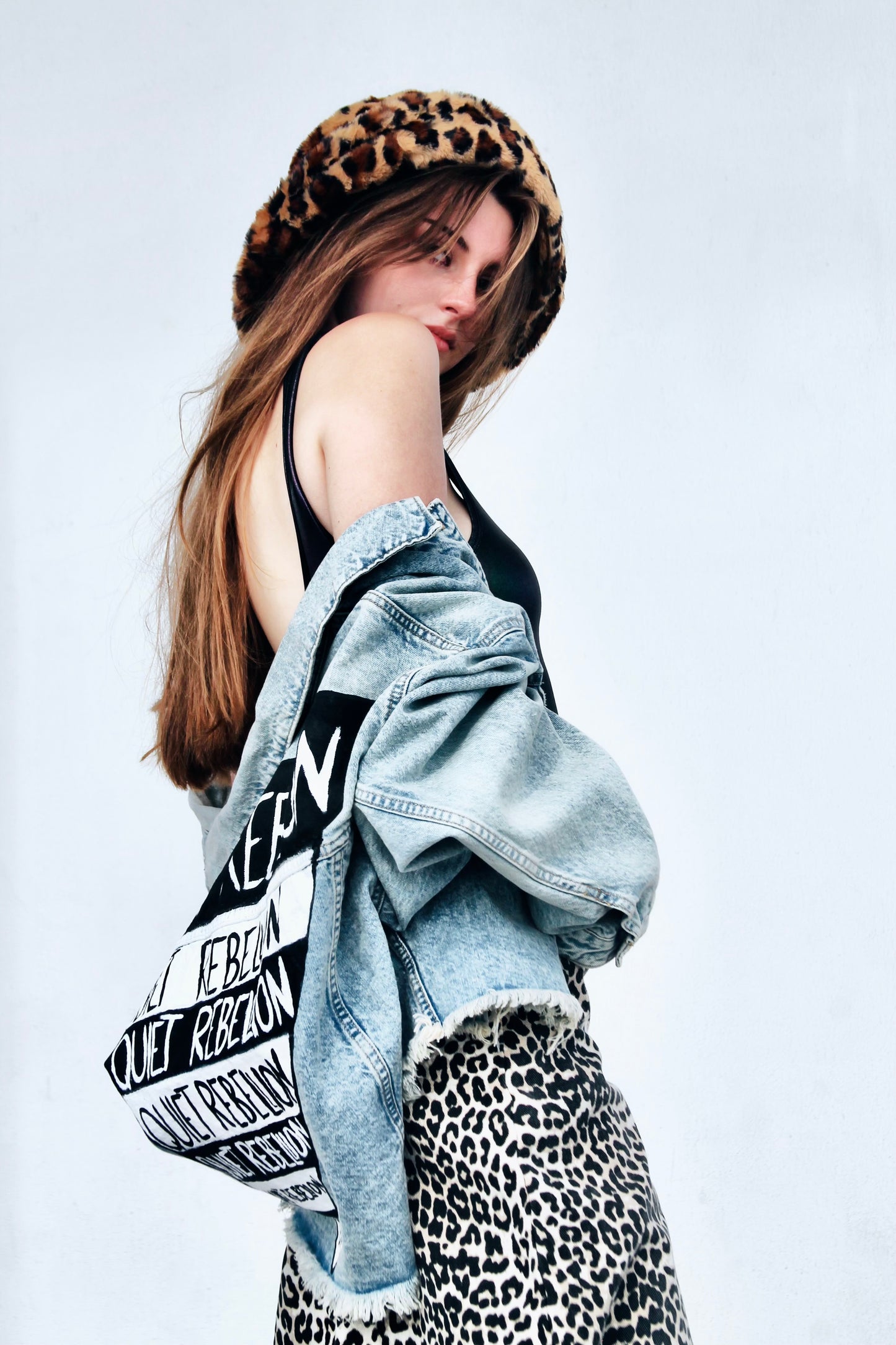 QUIET REBELLION hand painted denim jacket *FOXY FABLE ORIGINAL* XL >> light wash
