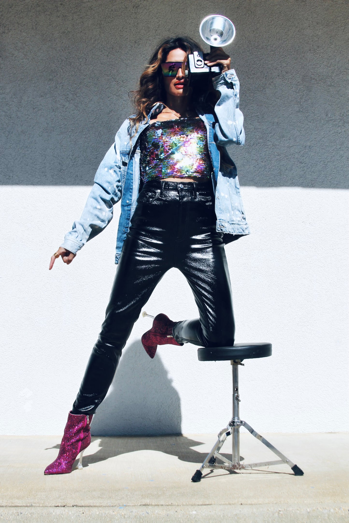 MUSE hand painted + bleach splatter denim jacket, medium *FOXY FABLE ORIGINAL + FOXY FAVE* >> light wash