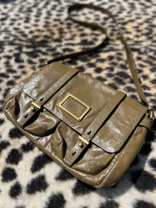 MARC JACOBS crossbody purse, GENUINE LEATHER + MARC BY MARC JACOBS >> liquid taupe