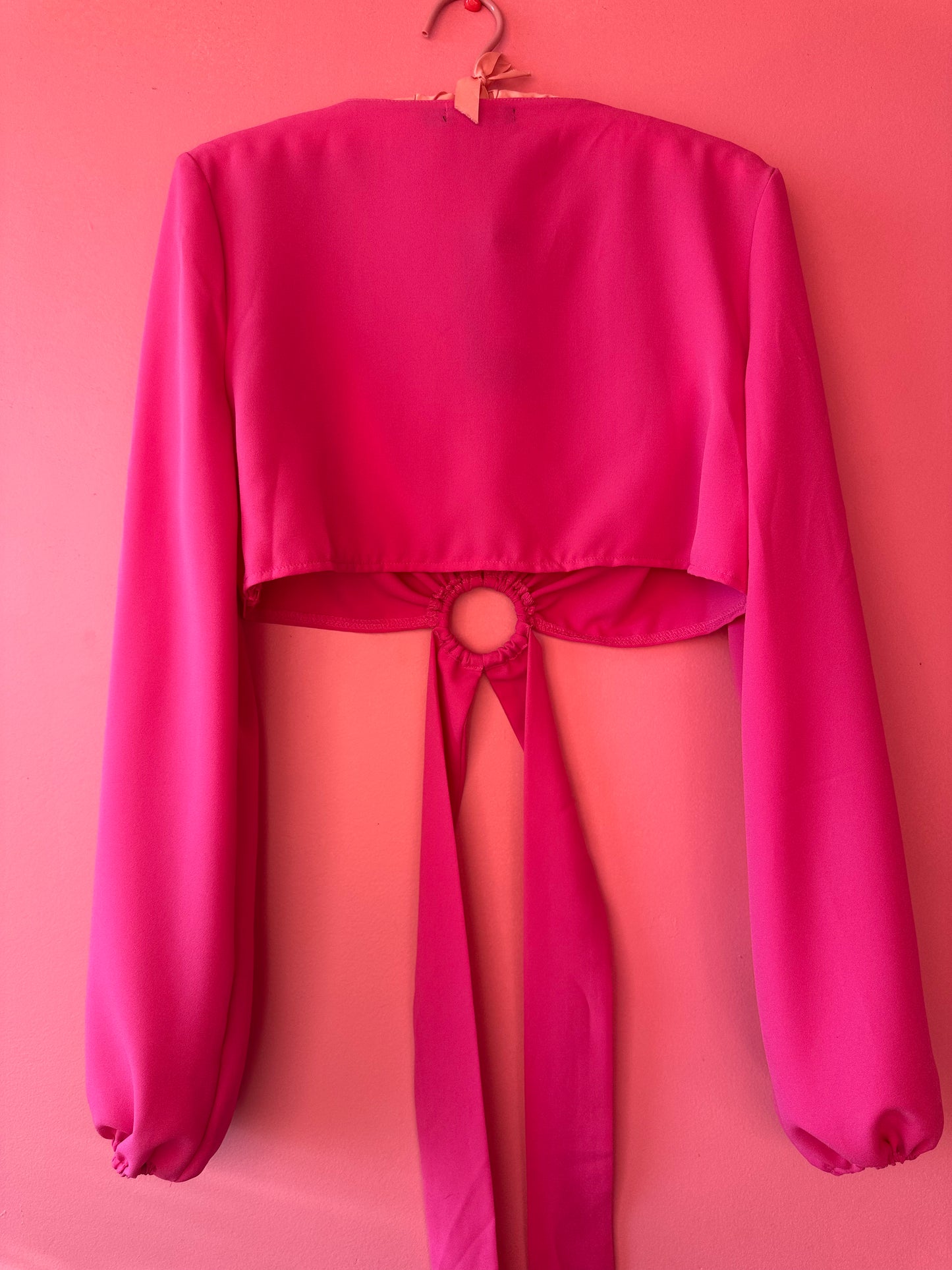 IT’S ELECTRIC hot pink wrap crop, small