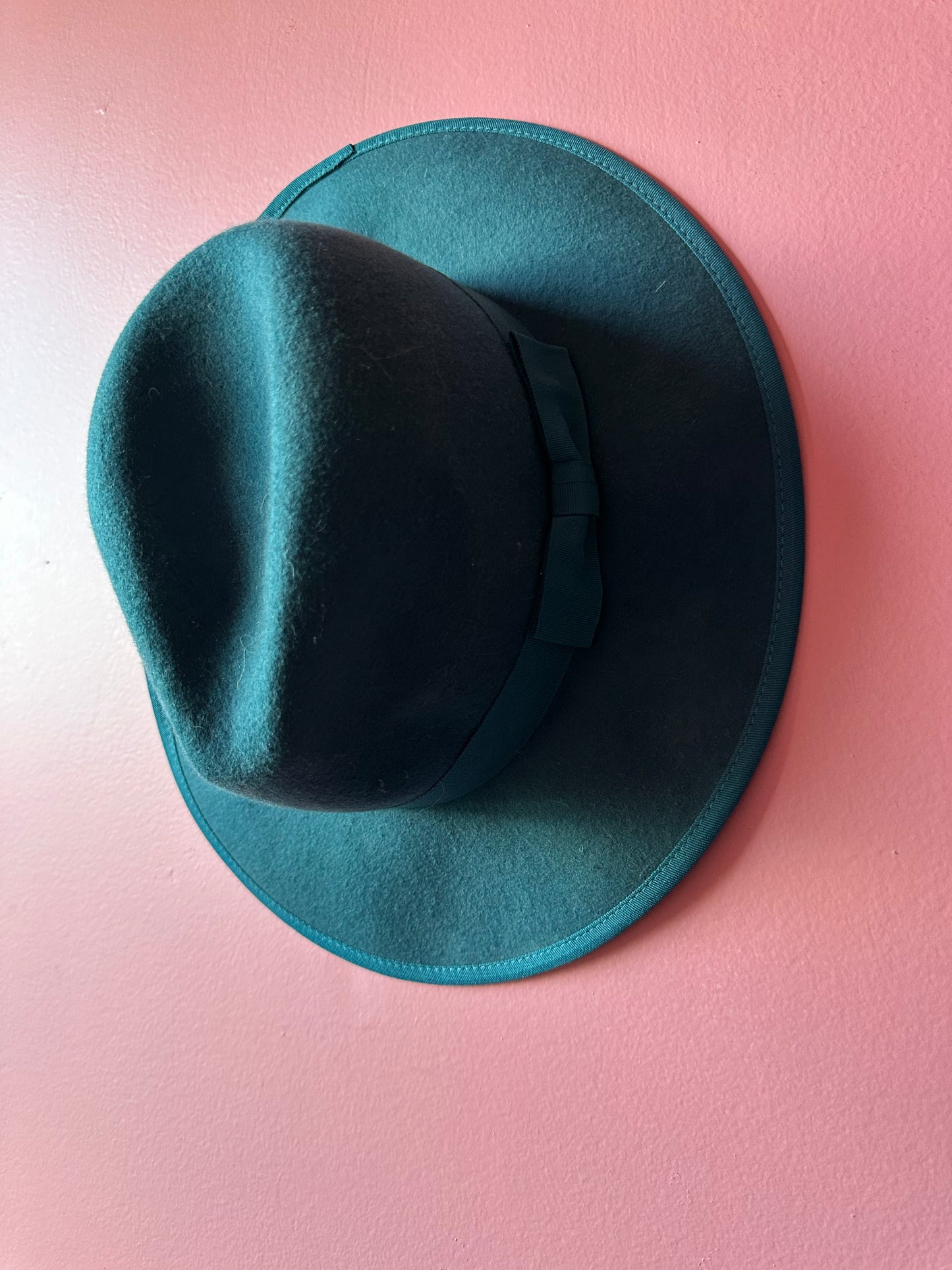 MAIN SQUEEZE fedora hat >> teal