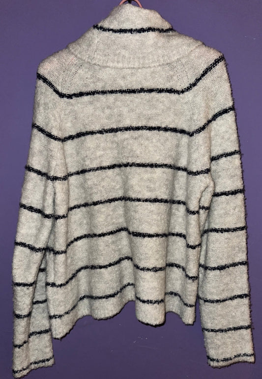 SUGAR AND SPICE striped knit sweater, medium >> grey