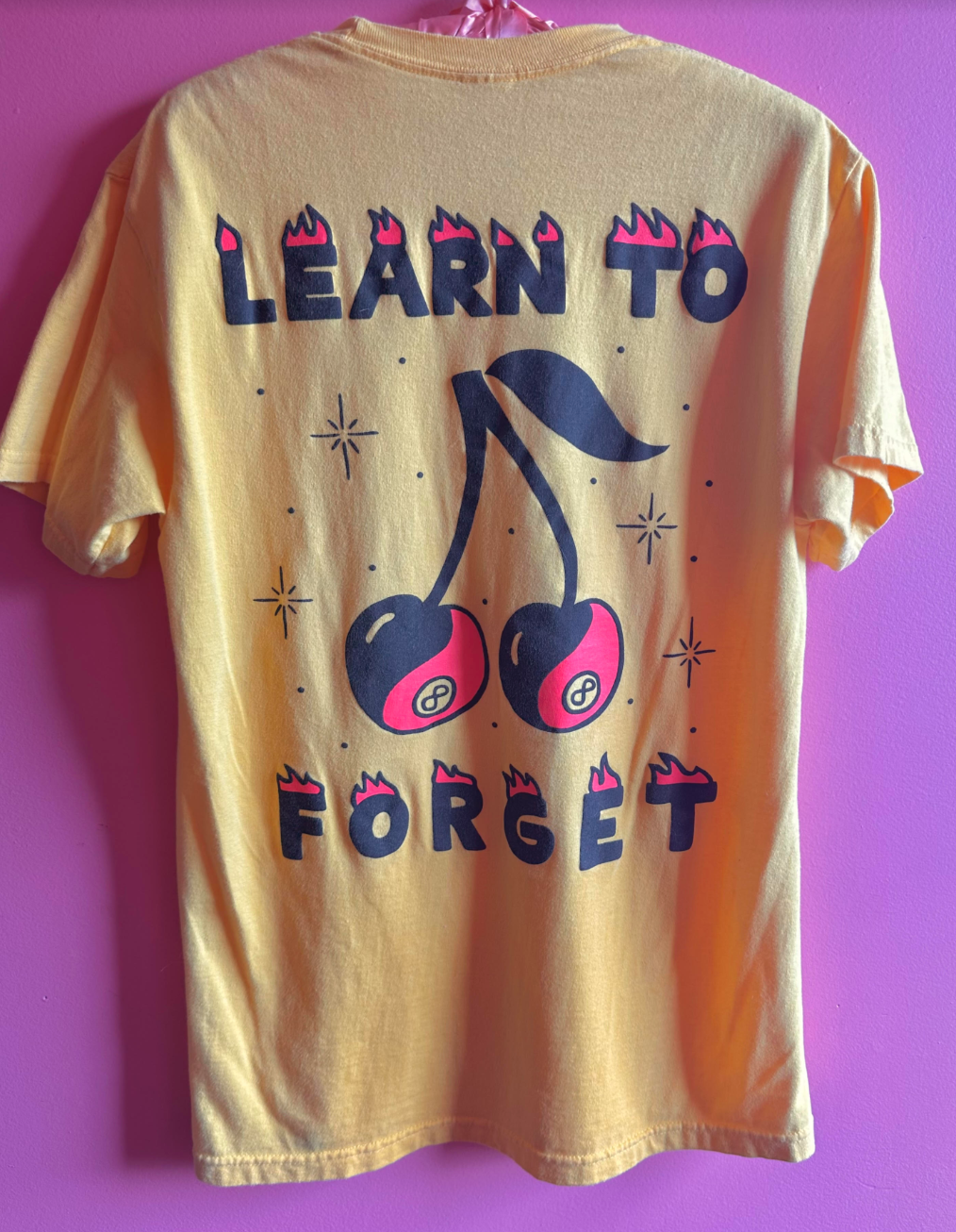 Learn to forget graphic tee