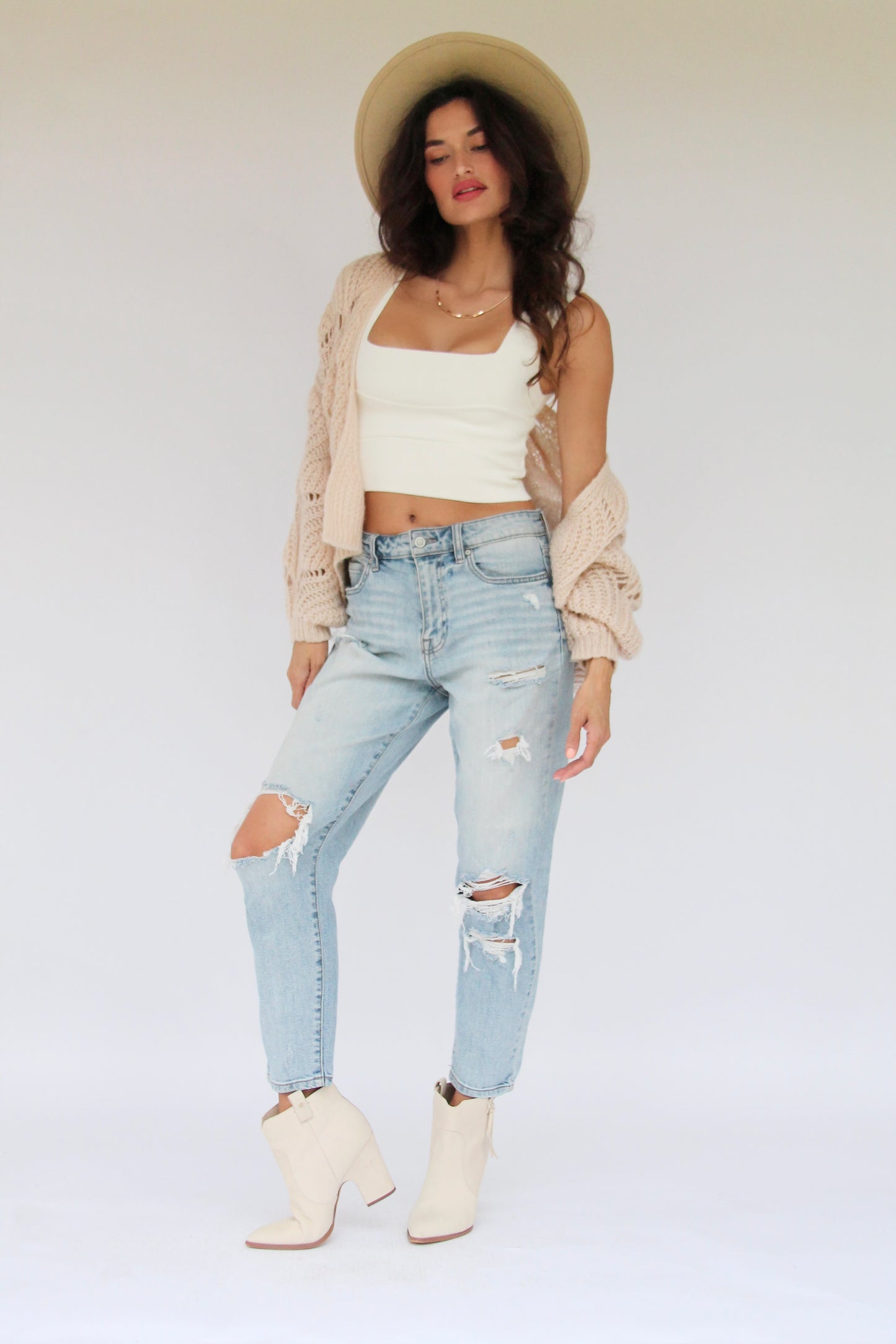 Never Miss a Beat distressed denim